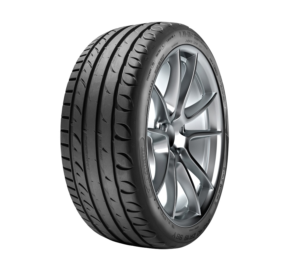 Taurus 215/45R17 87V ULTRA HIGH PERFORMANCE  anvelope de vară pentru autoturisme